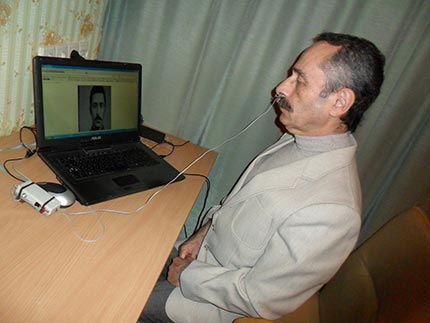 ����������