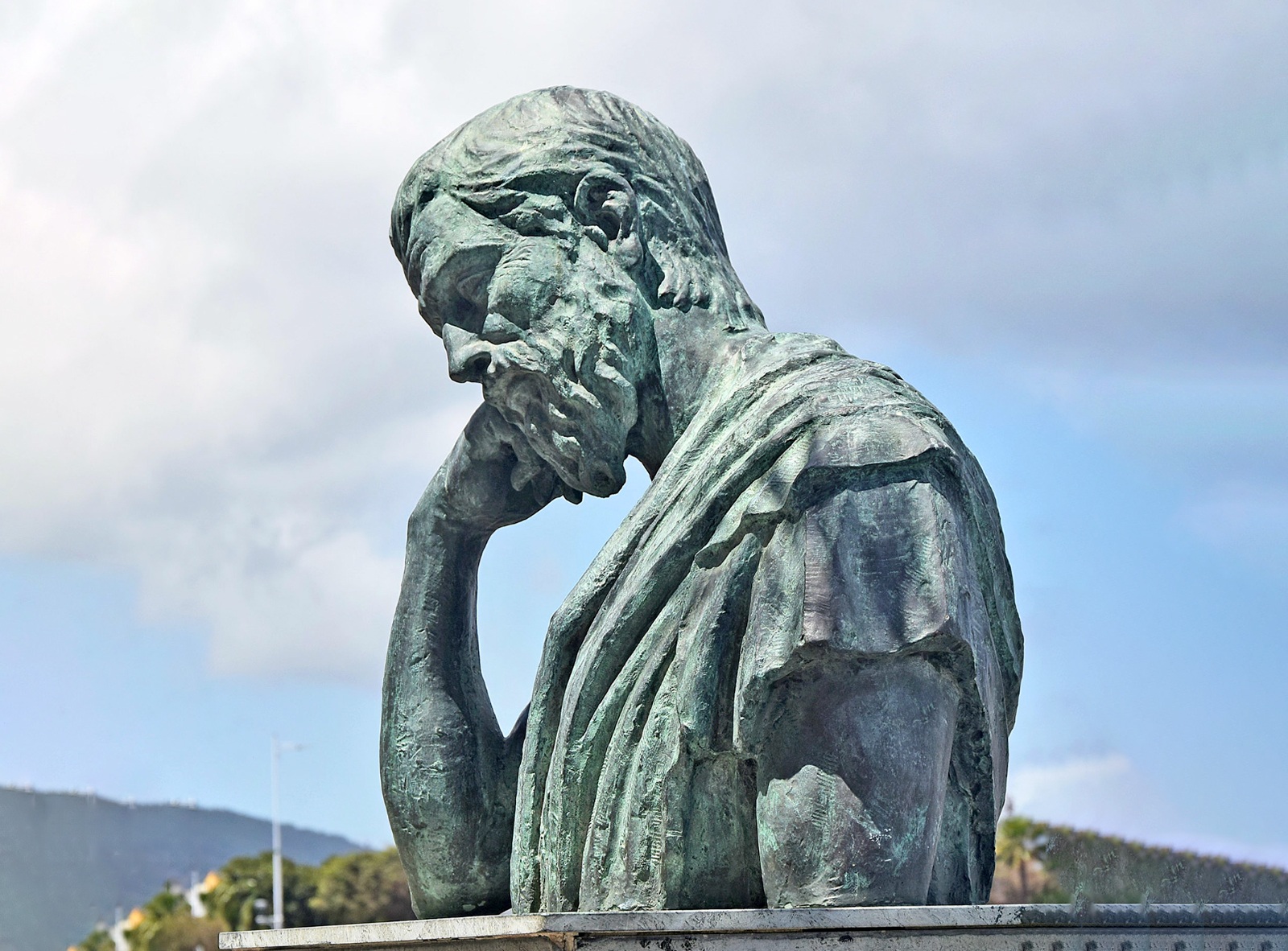 бронзовый бюст Платона в Сеуте, Испания