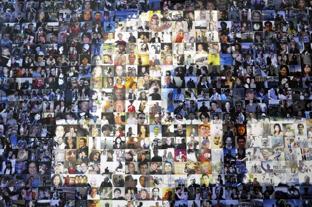 �������